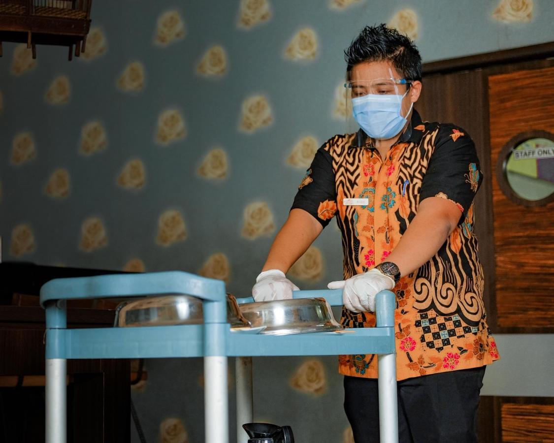 Oxville Hotel Padang Kültér fotó