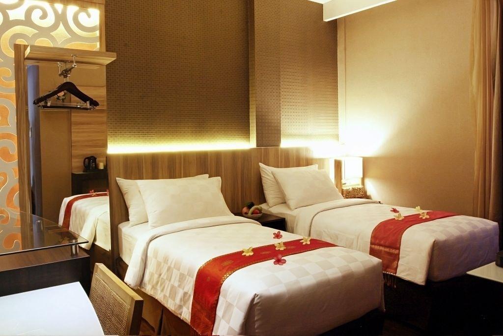 Oxville Hotel Padang Kültér fotó