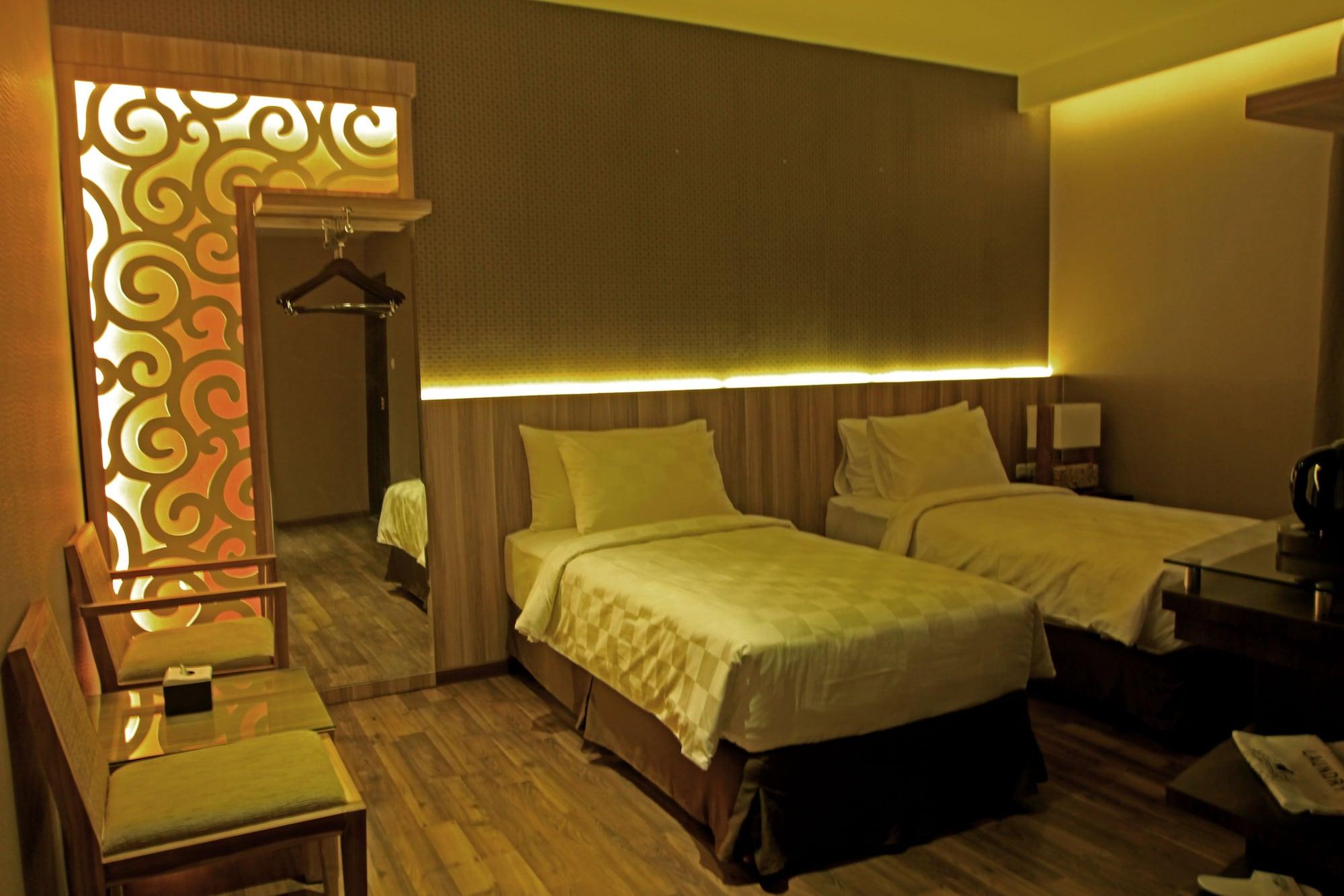 Oxville Hotel Padang Kültér fotó