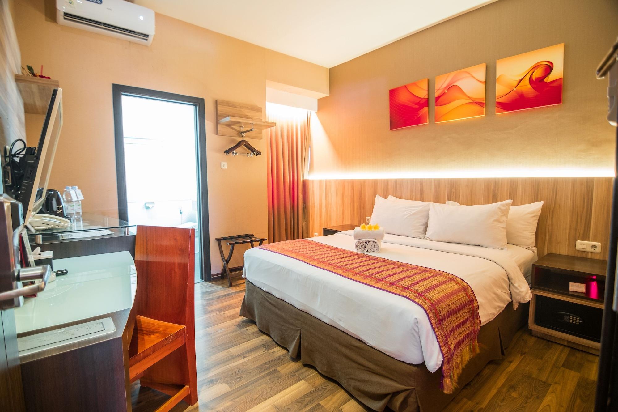 Oxville Hotel Padang Kültér fotó